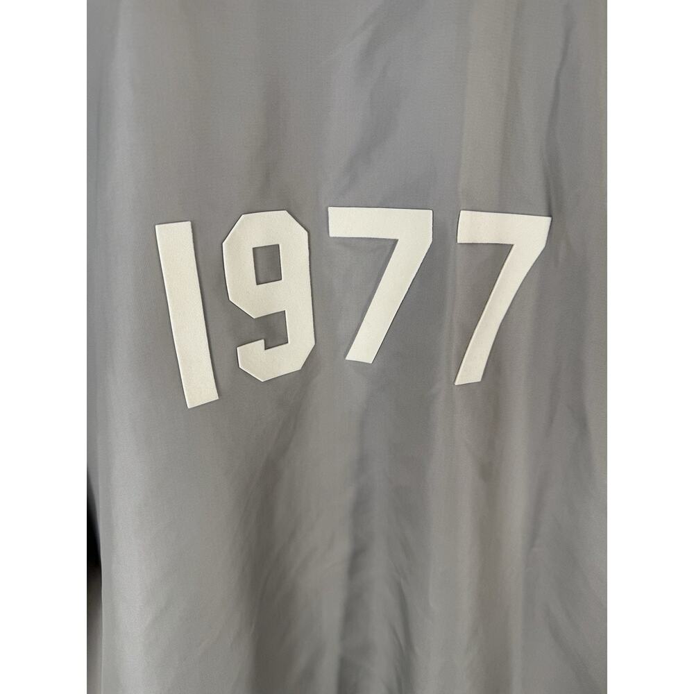 ESSENTIALS Fear of God 1977 Coaches Jacket Fog Snap Button Unlined Pocket Medium - Picture 5 of 12